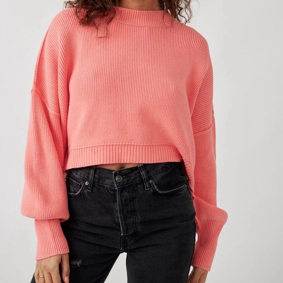 Free People Easy Street Crop Pullover Crew Neck in Guava Juice - Picture 1 of 7